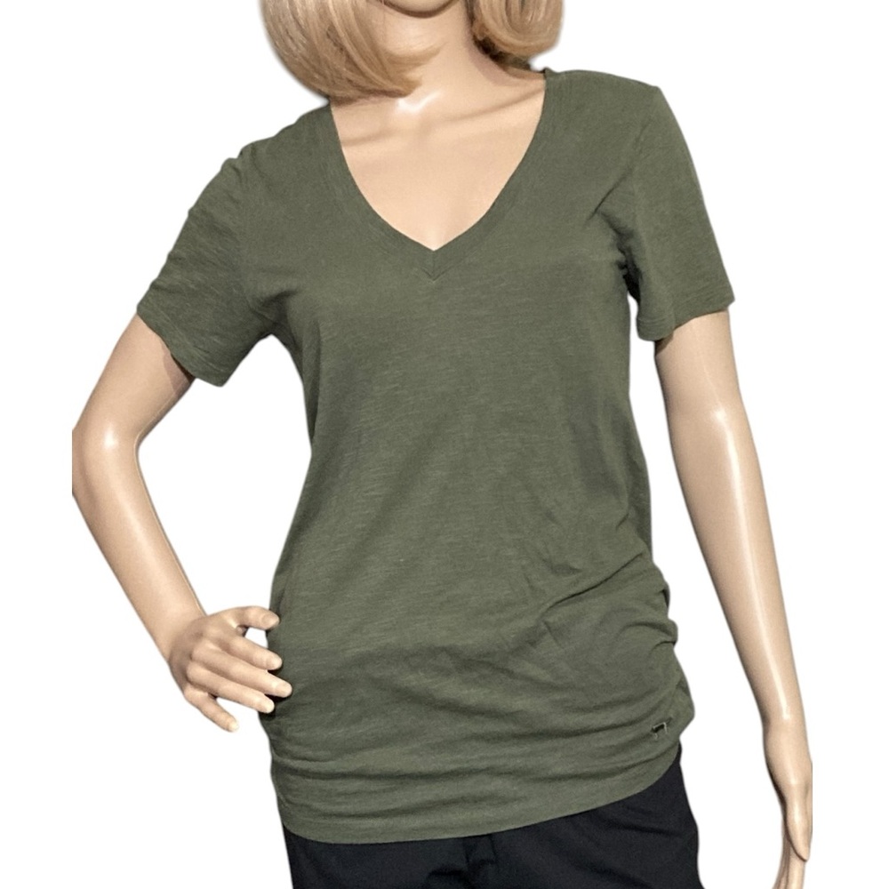 PINK Victoria’s Secret Sleepwear V-neck T-shirt - Size Large